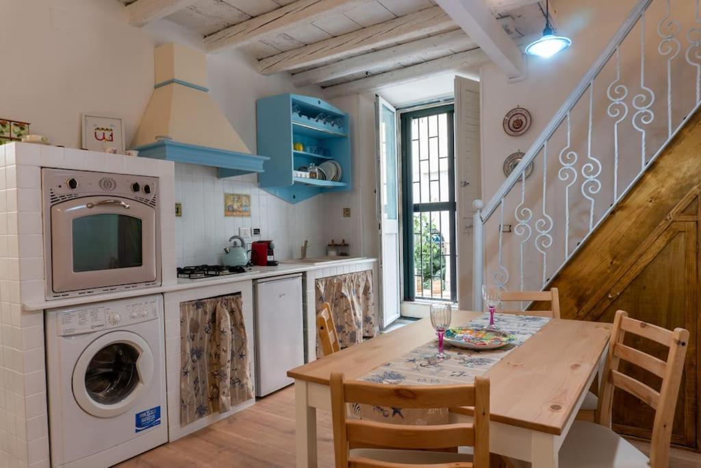 Appartamento con 2 Camere da Letto