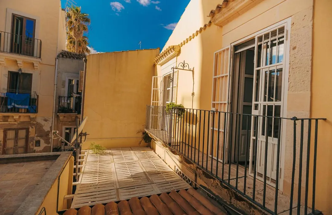 Anacreonte Ortigia Apartment-1