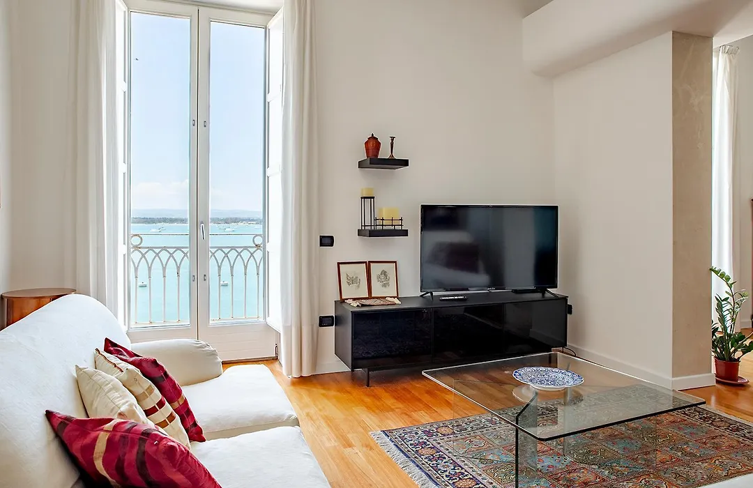 Seaview Design Homes In Ortigia By Wonderful Italy-1