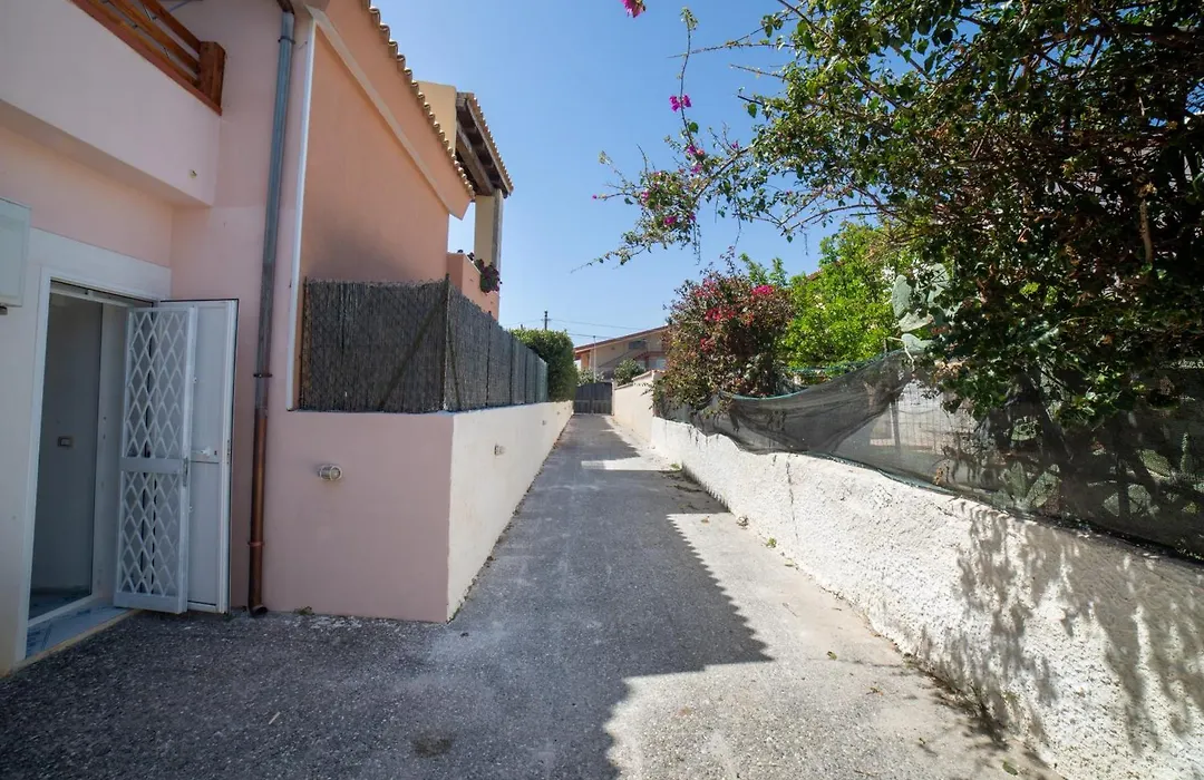 Arenella Beach-1