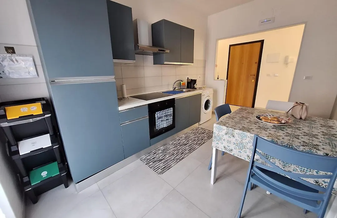 Desy Apartment-1
