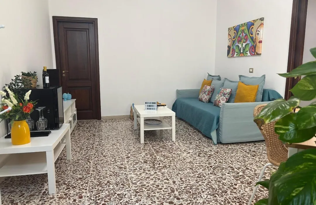 AMURI HOUSE- Intero appartamento vicino al MARE e ORTIGIA-1