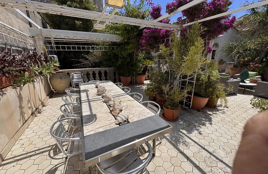 Maniace Suites Terrace Sea View-1
