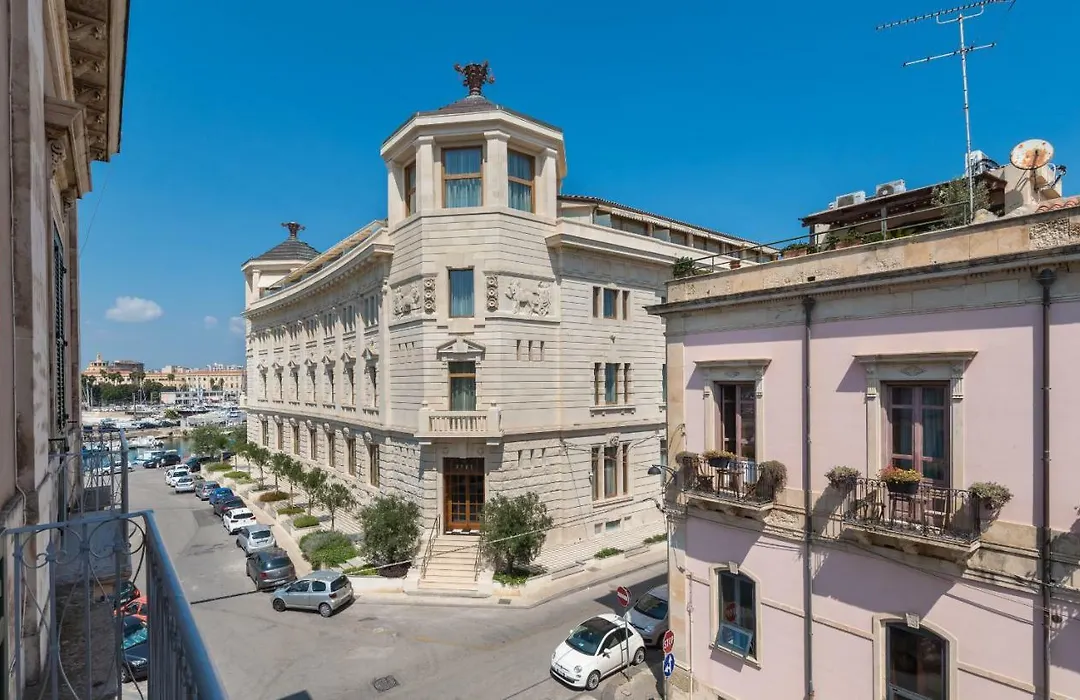 Darsena Apartments By Wonderful Italy-1