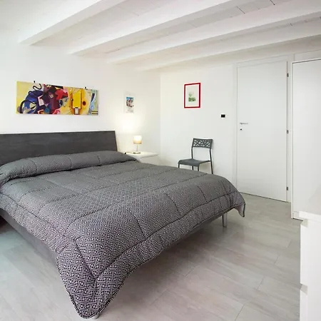 Maniace Homes - Federico & Angelica By Ortigia Apartments-3
