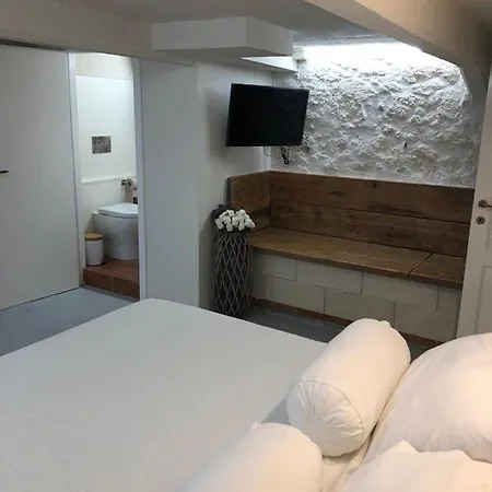 Private Room With Exclusive Spa-3