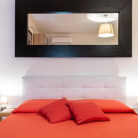 Guesthost - Casa Borbonica Cozy Apartment In Ortigia Ground Floor-3