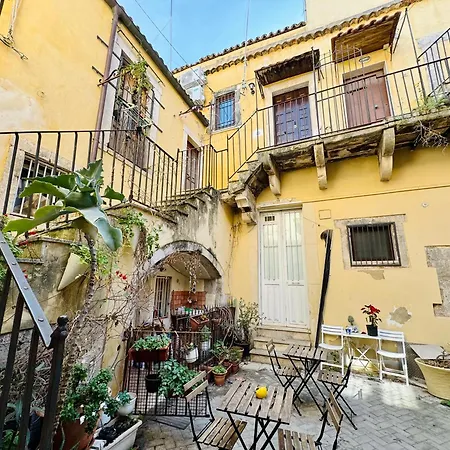Casa Artemis nel cuore di Ortigia a Siracusa-2