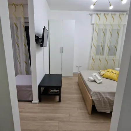 Girasole Holiday Home-3