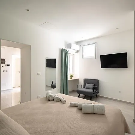 Corgiolo Apartments-2