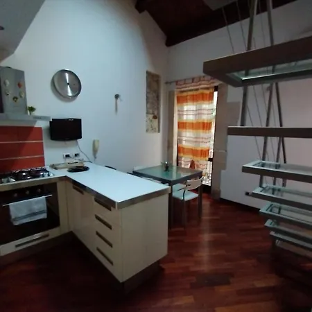 Relax Apartment - Ortigia Holidays-2