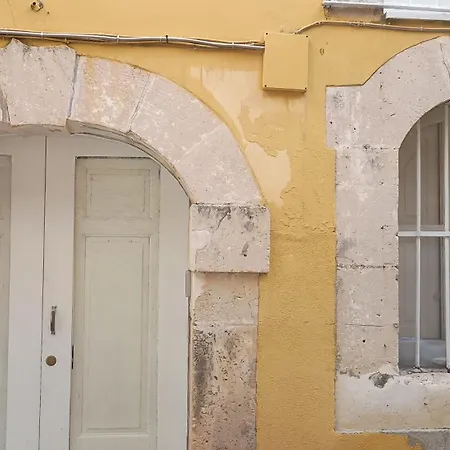 In The Heart Of Ortigia Piazza Archimede-2