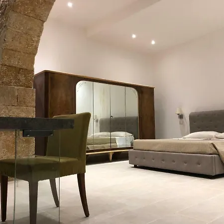 Ortigia Suite-3