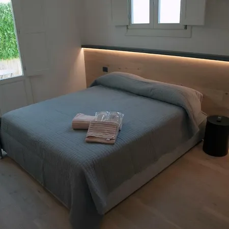 4 Elements Boutique Home-3