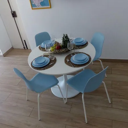 Nesh House-3