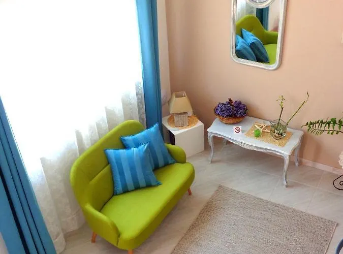 Pepe'S Apartment Syracuse