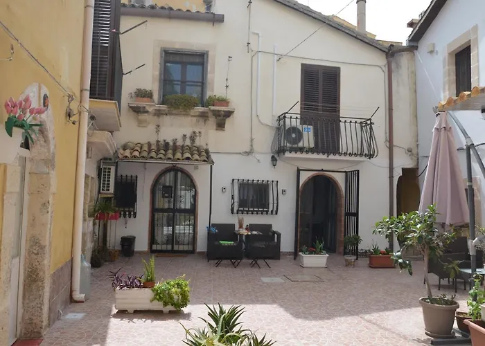 Appartamento Il Cortiletto Syracuse