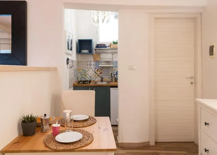 Guesthost - Casa Borbonica Cozy Apartment In Ortigia Ground Floor Syracuse