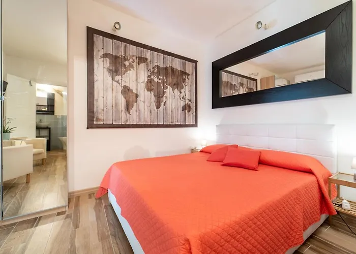 Guesthost - Casa Borbonica Cozy Apartment In Ortigia Ground Floor Syracuse