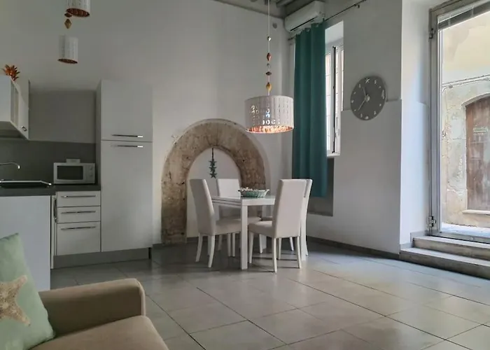 La Corte di Aretusa Syracuse
