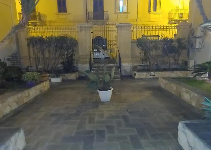 Oltremare Home Syracuse