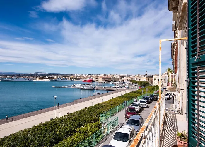 Seaview Design Homes In Ortigia By Wonderful Italy Syracuse