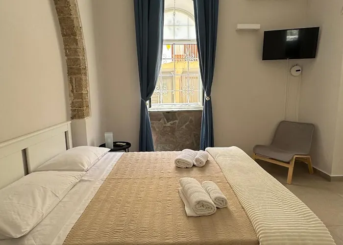 Oltremare Home Syracuse