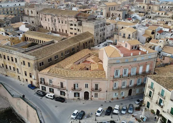 Palazzo Gancia exclusive holiday homes Syracuse