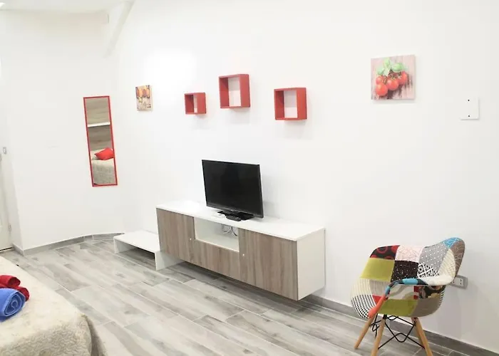 Carla Home - Few Steps To Ortigia Syracuse