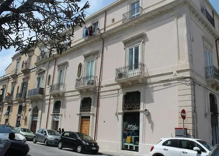 Carla Home - Few Steps To Ortigia Syracuse