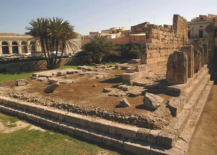 Mareluna Syracuse