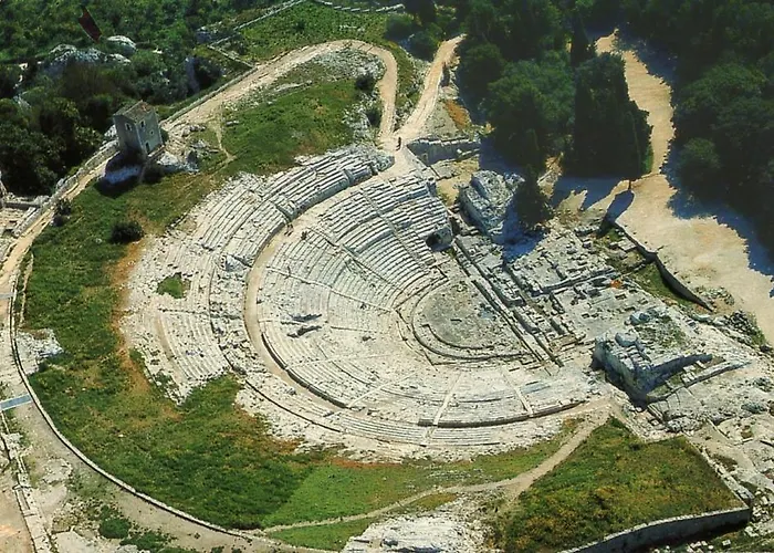 Mareluna Syracuse